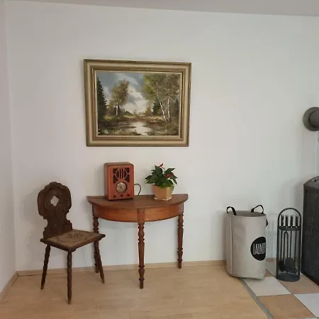 Haus Holzfaller * Damflos
